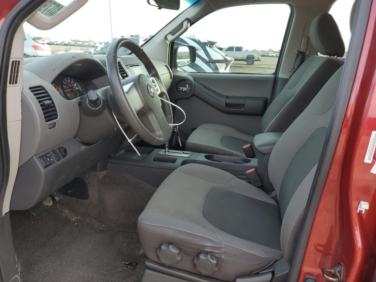 2013 NISSAN XTERRA X - Фото 7