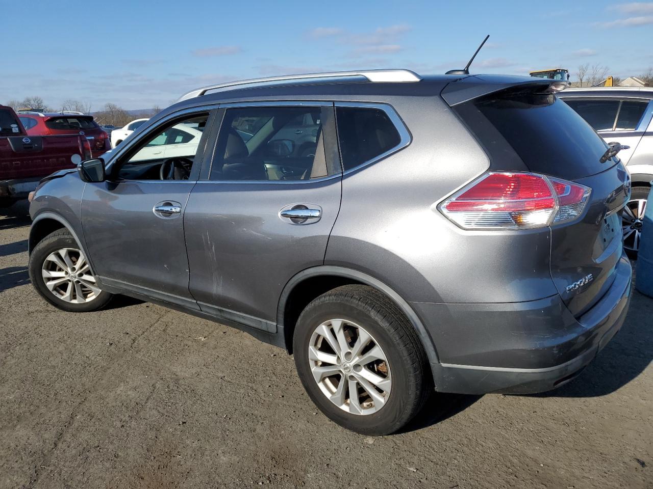 2016 NISSAN ROGUE S - Image 2