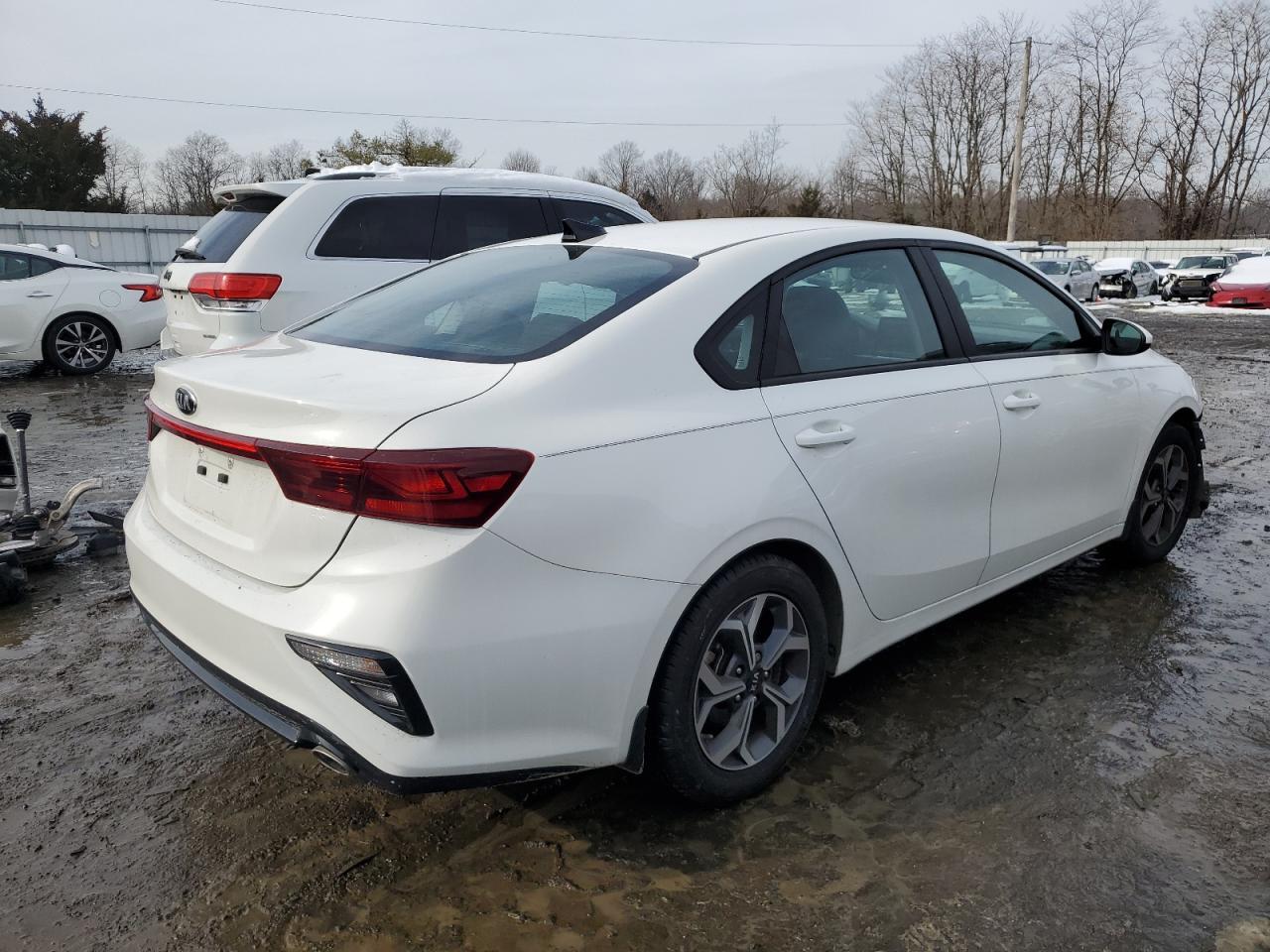 2020 KIA FORTE FE - Фото 3