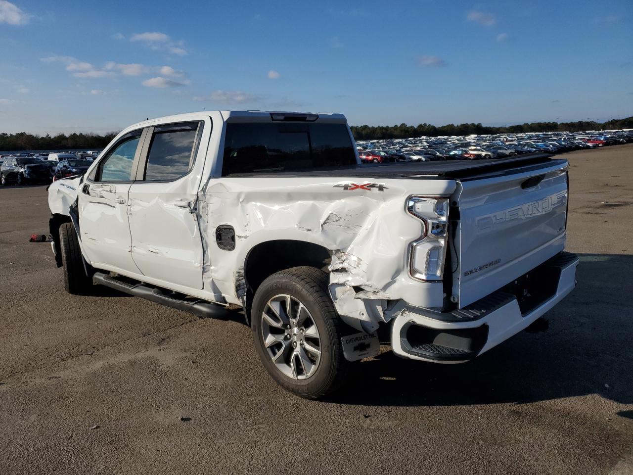 2020 CHEVROLET SILVERADO - Фото 2