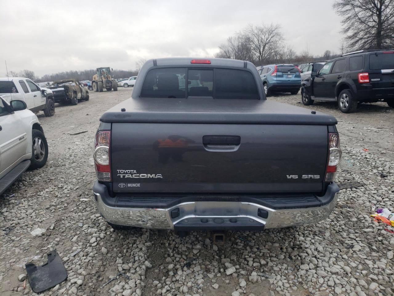 2013 TOYOTA TACOMA DOU - Image 6