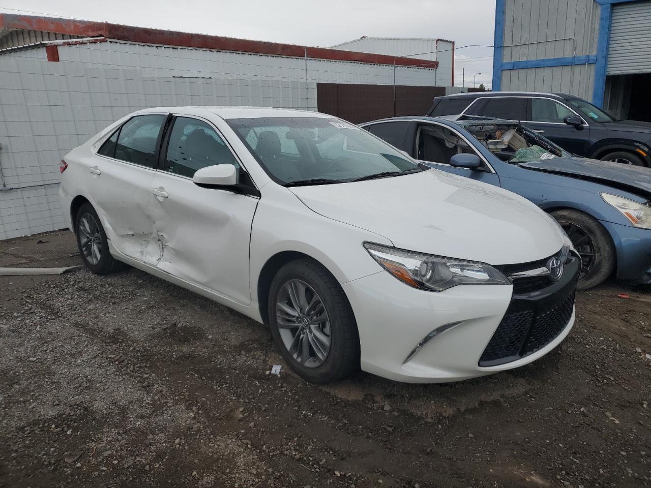 2015 TOYOTA CAMRY LE - Фото 4