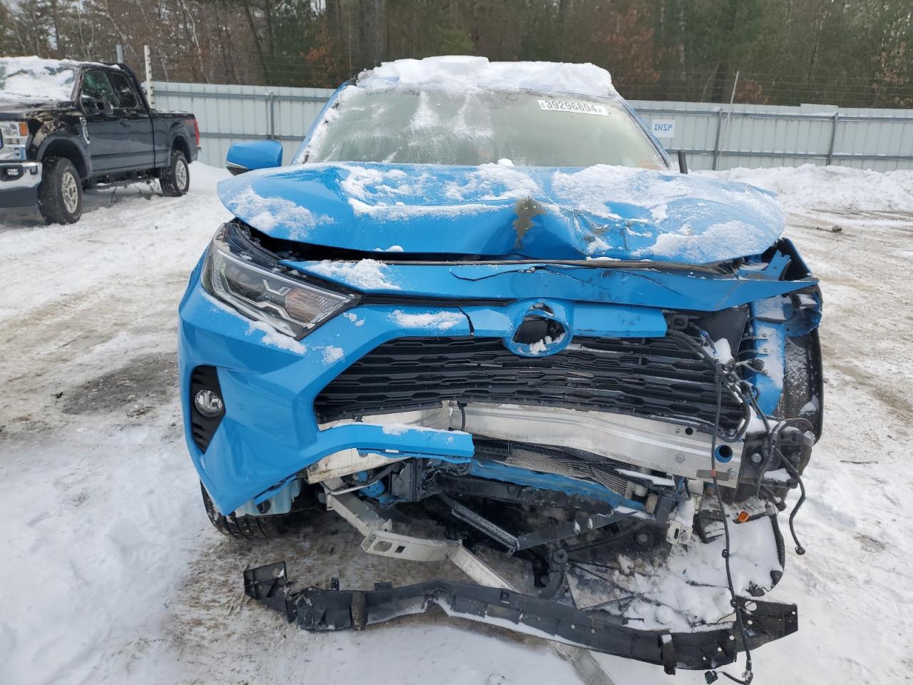 2020 TOYOTA RAV4 XLE - Фото 5