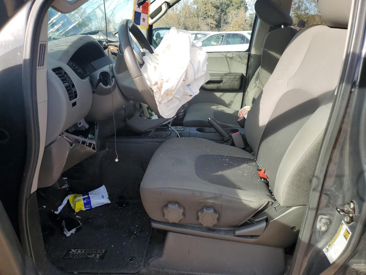 2013 NISSAN XTERRA X - Image 7