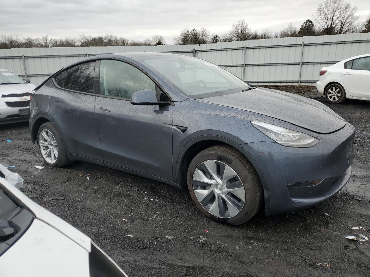 2023 TESLA MODEL Y - Фото 4