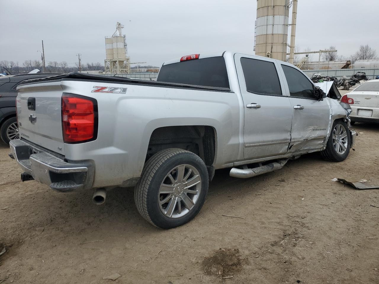 2014 CHEVROLET SILVERADO - Image 3