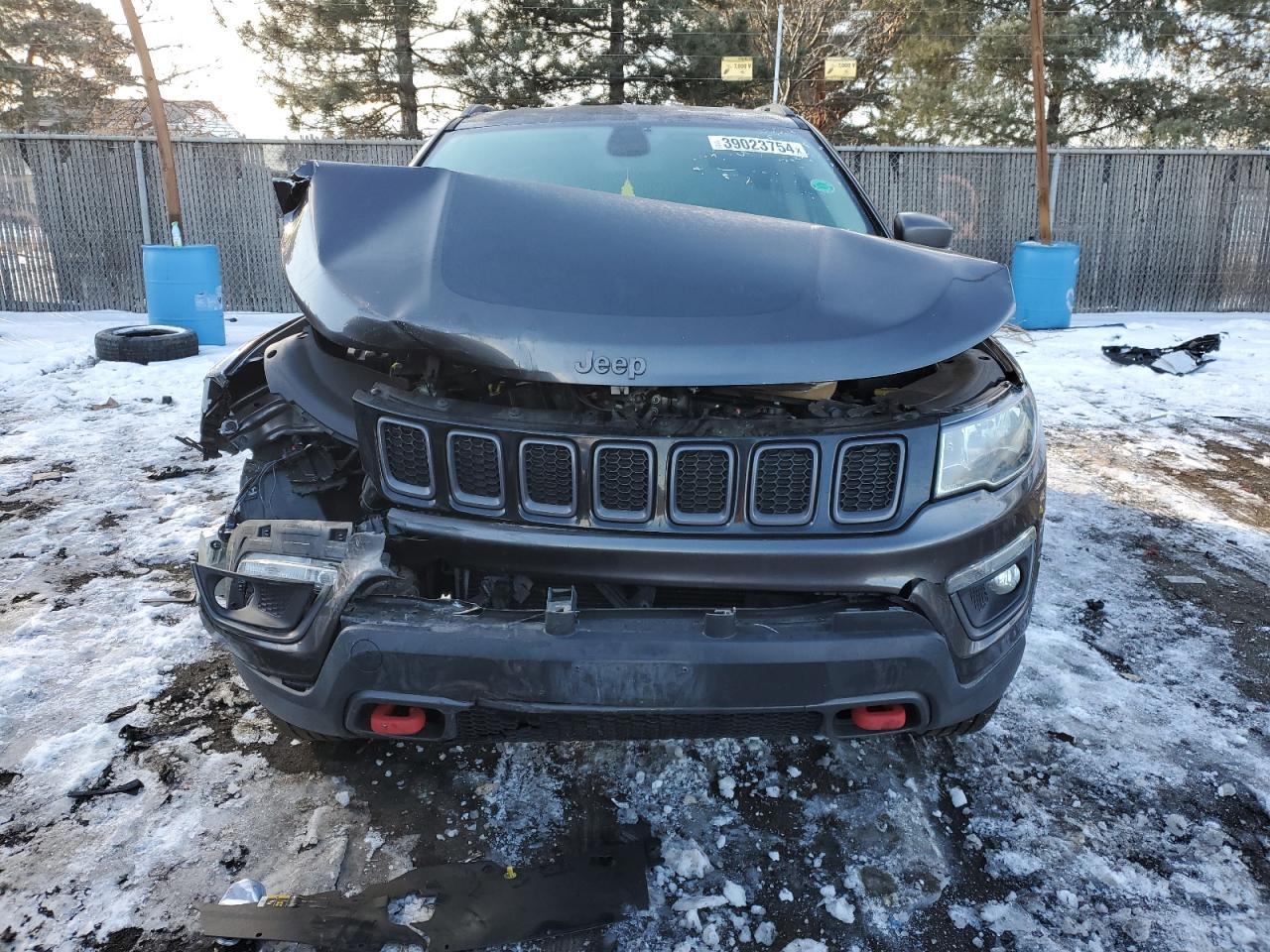 2019 JEEP COMPASS TR - Фото 5