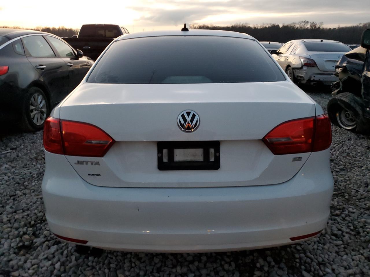 2014 VOLKSWAGEN JETTA SE - Фото 6