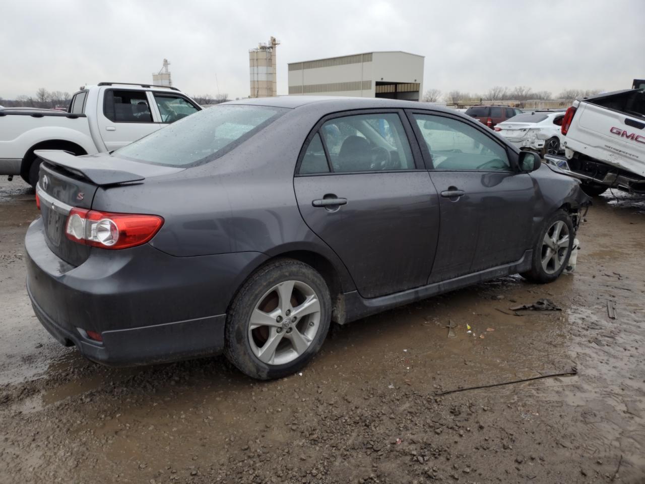 2013 TOYOTA COROLLA BA - Фото 3