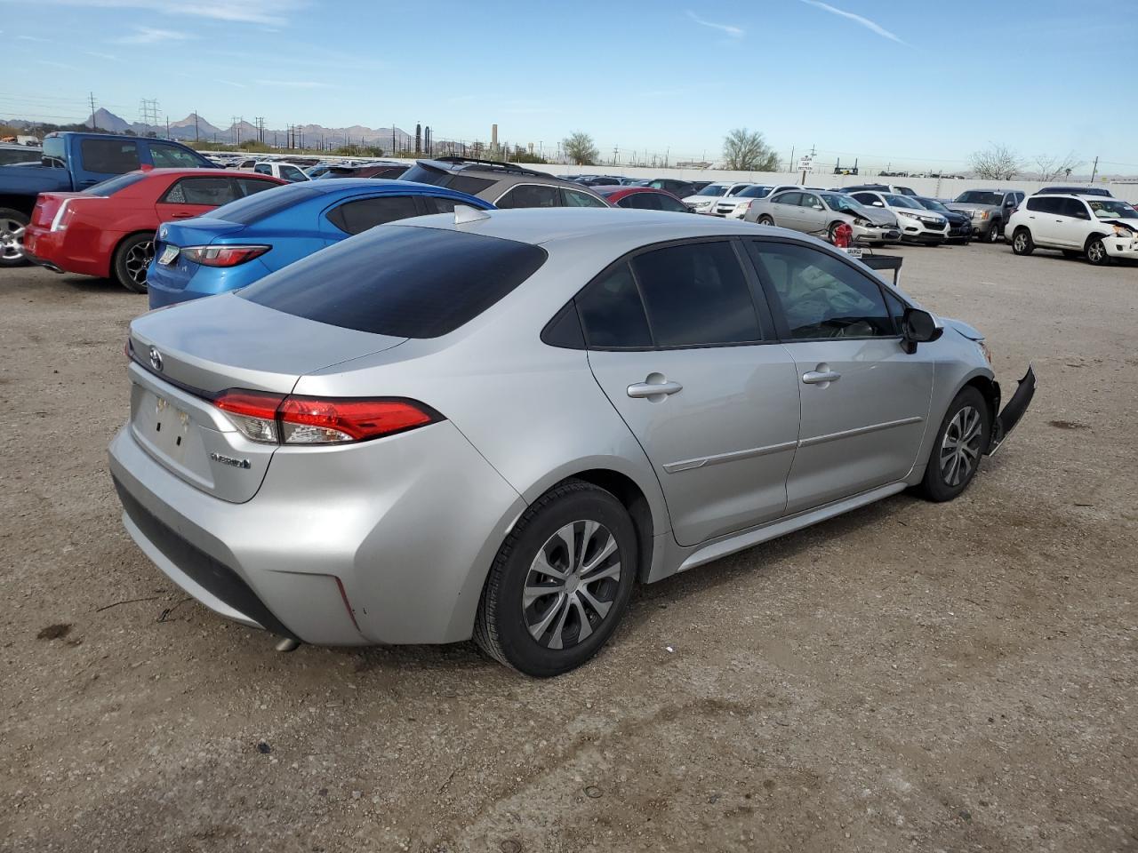 2022 TOYOTA COROLLA LE - Image 3