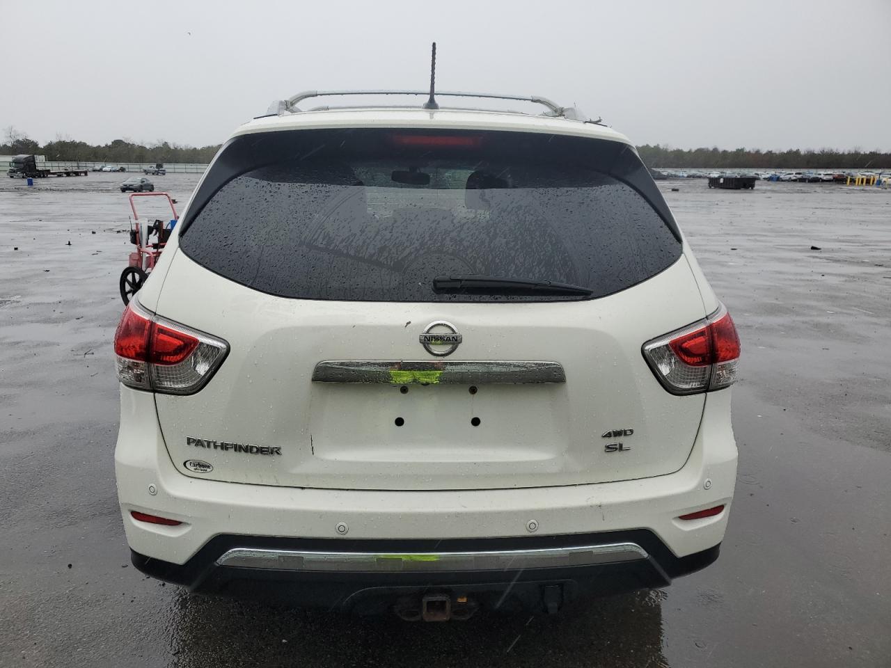 2013 NISSAN PATHFINDER - Фото 6