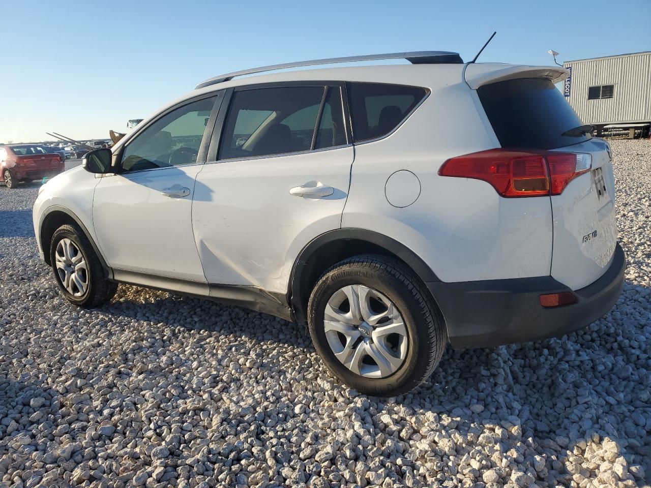 2014 TOYOTA RAV4 LE - Фото 2