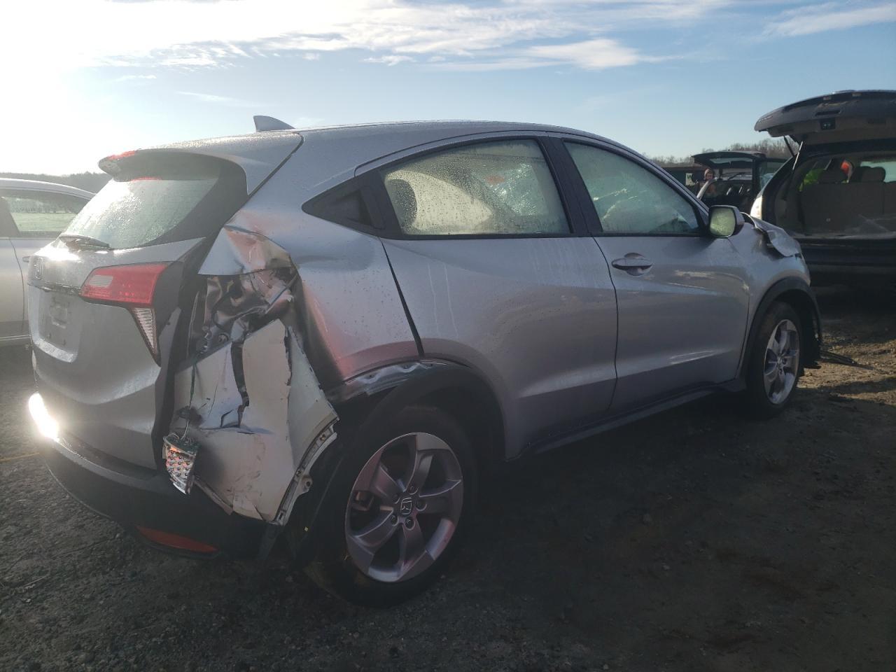 2021 HONDA HR-V LX - Image 3