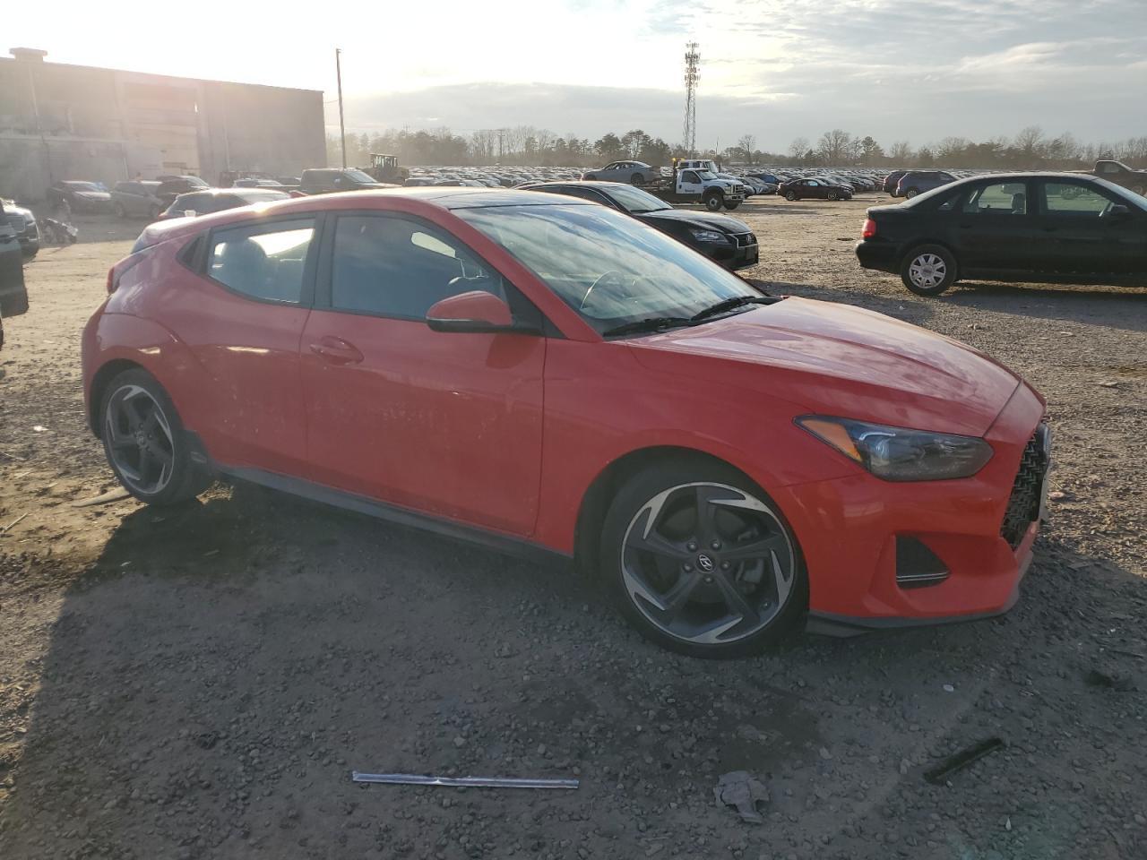 2019 HYUNDAI VELOSTER T - Фото 4