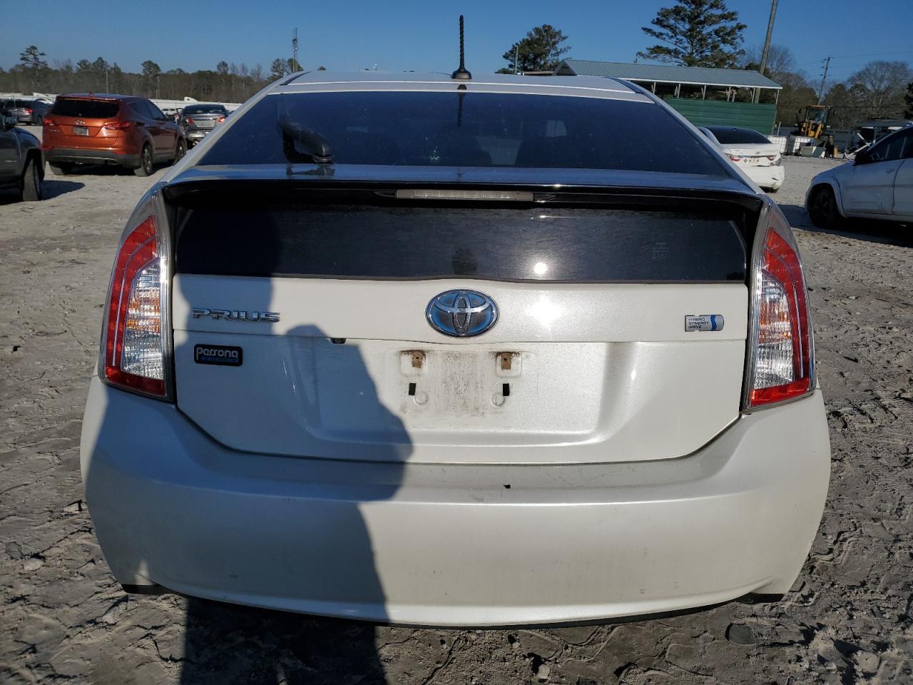 2015 TOYOTA PRIUS - Image 6