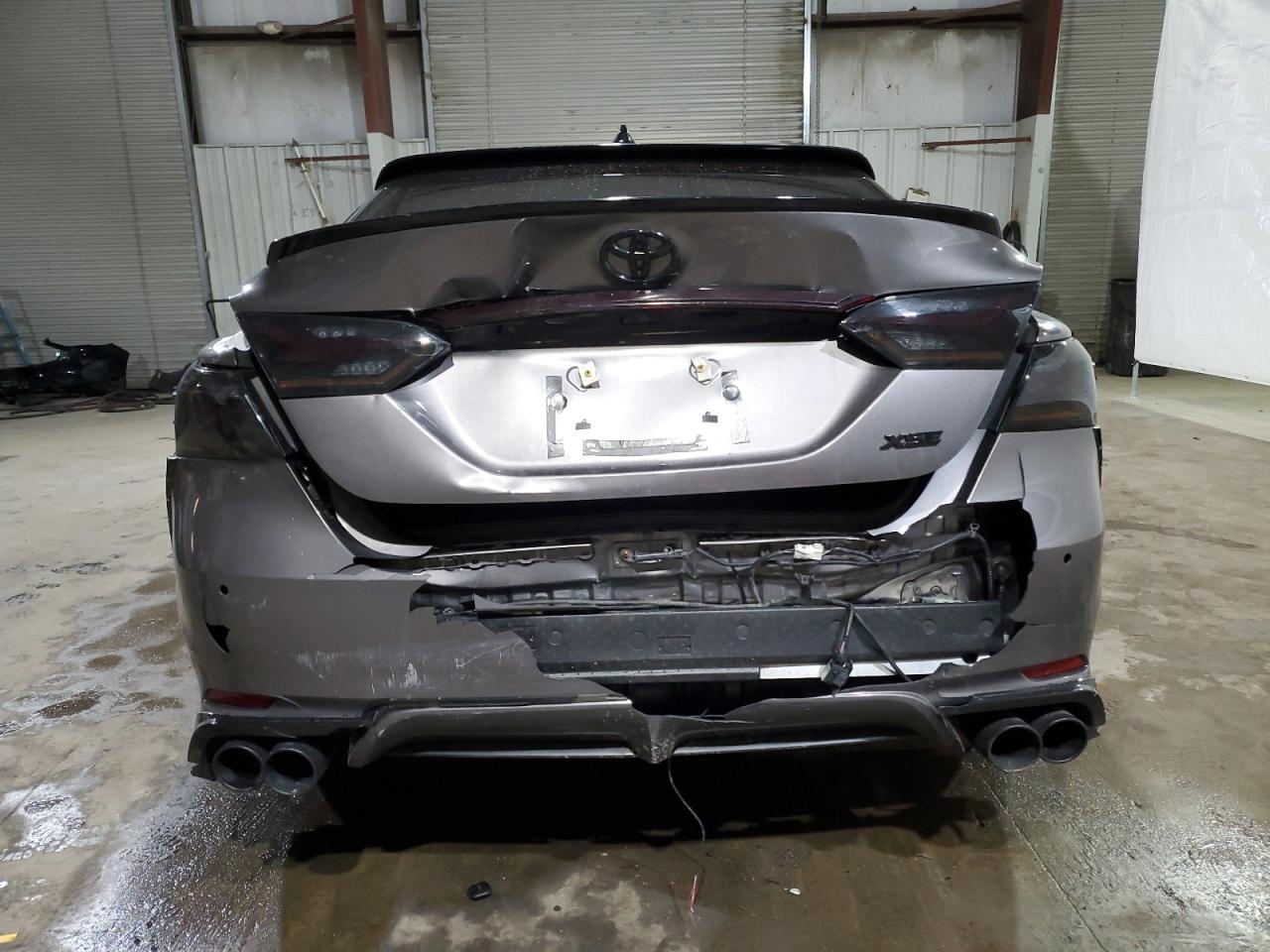 2018 TOYOTA CAMRY XSE - Image 6
