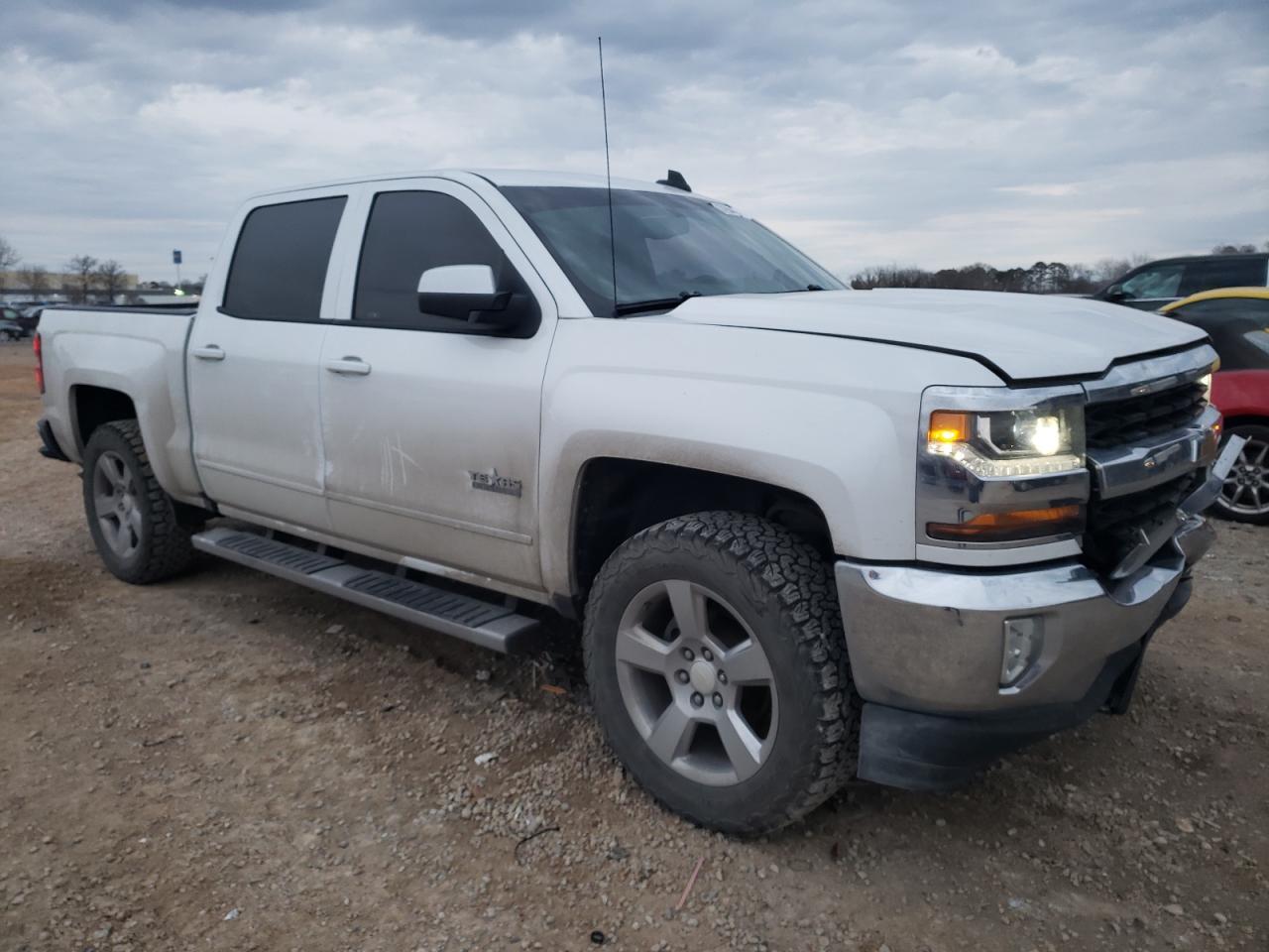 2017 CHEVROLET SILVERADO - Фото 4