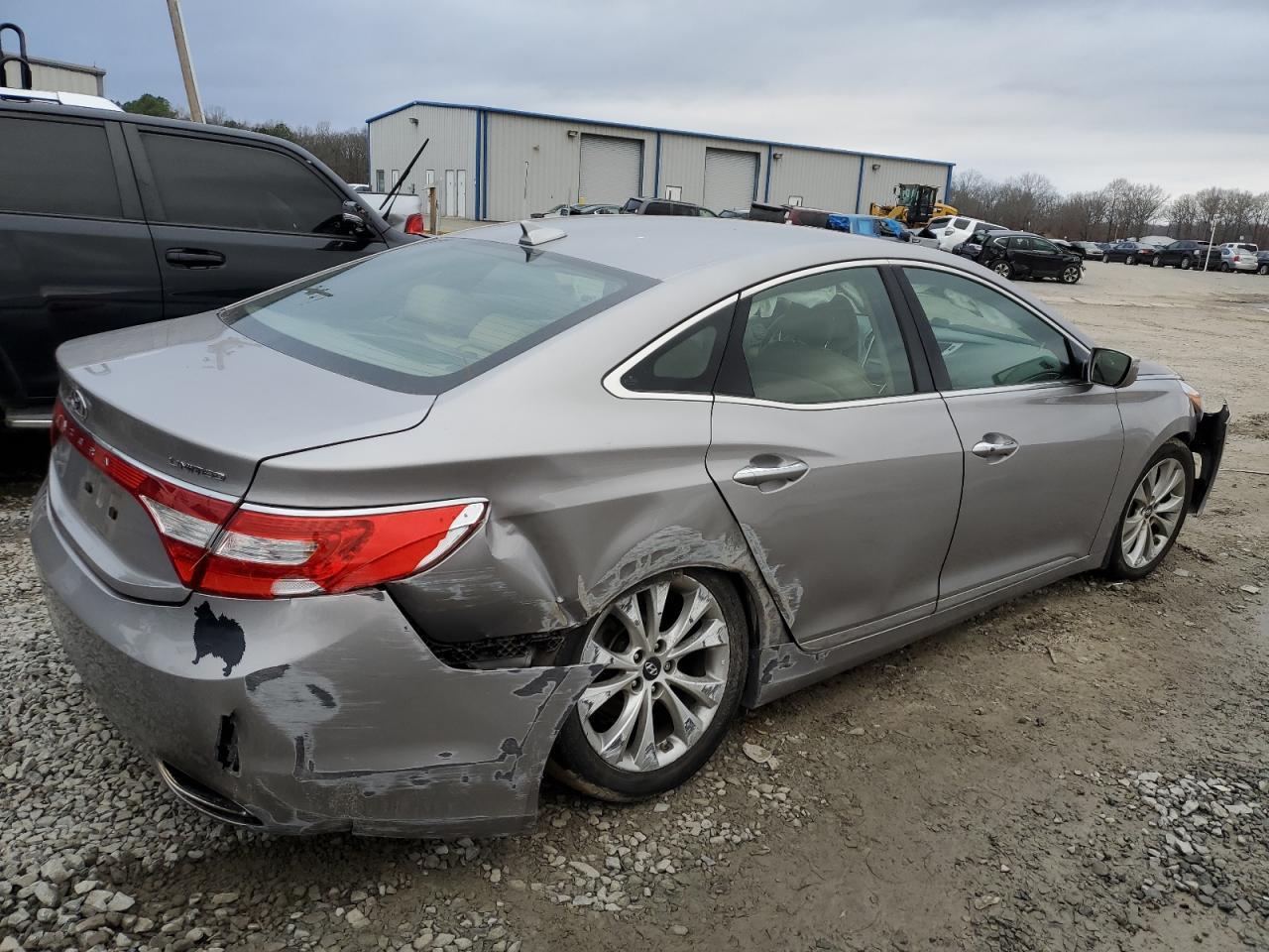 2014 HYUNDAI AZERA GLS - Фото 3