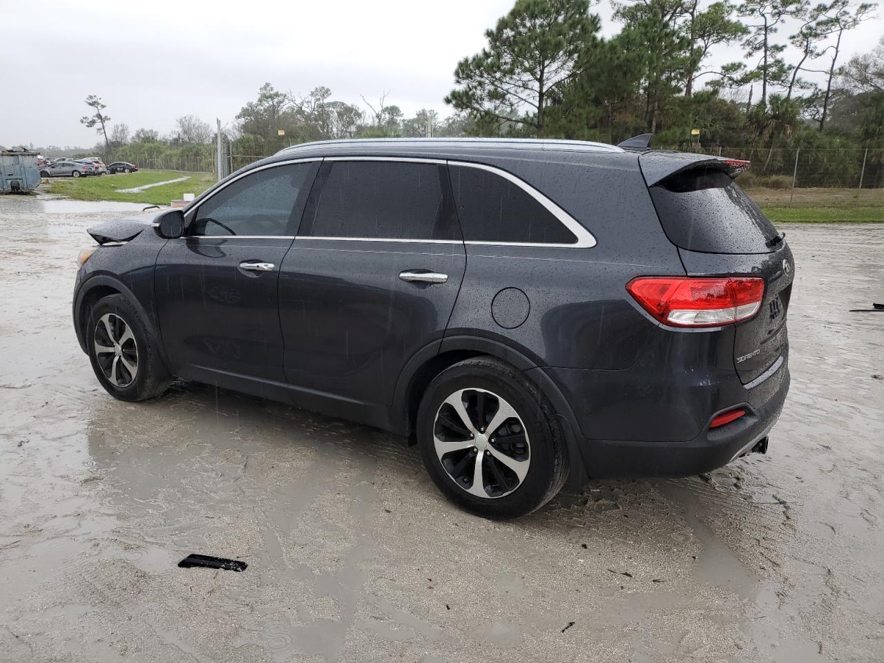 2016 KIA SORENTO EX - Image 2