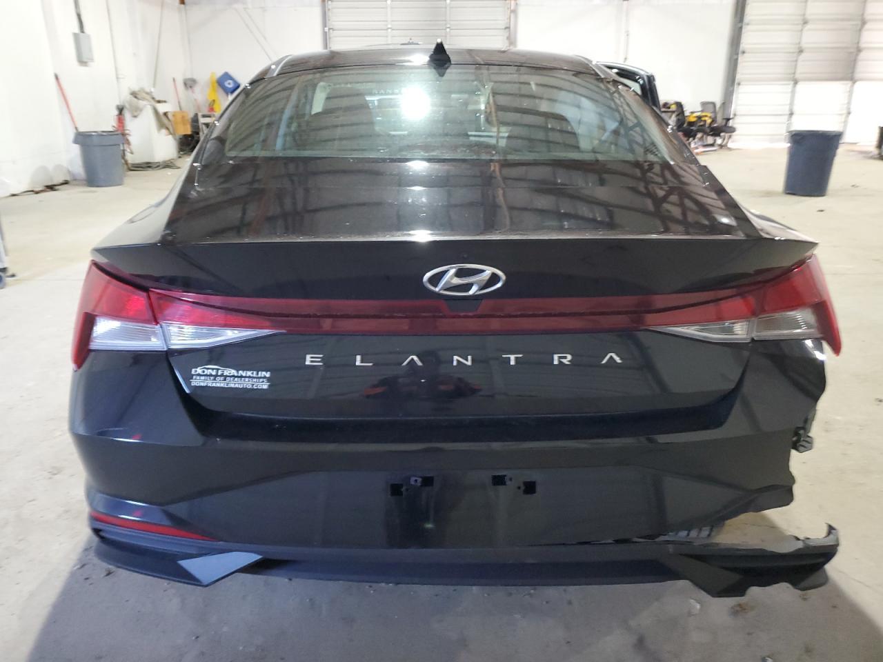 2023 HYUNDAI ELANTRA SE - Image 6