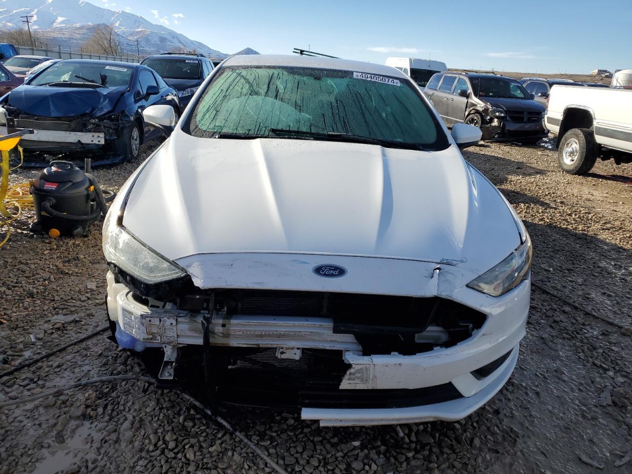 2017 FORD FUSION SE - Фото 5