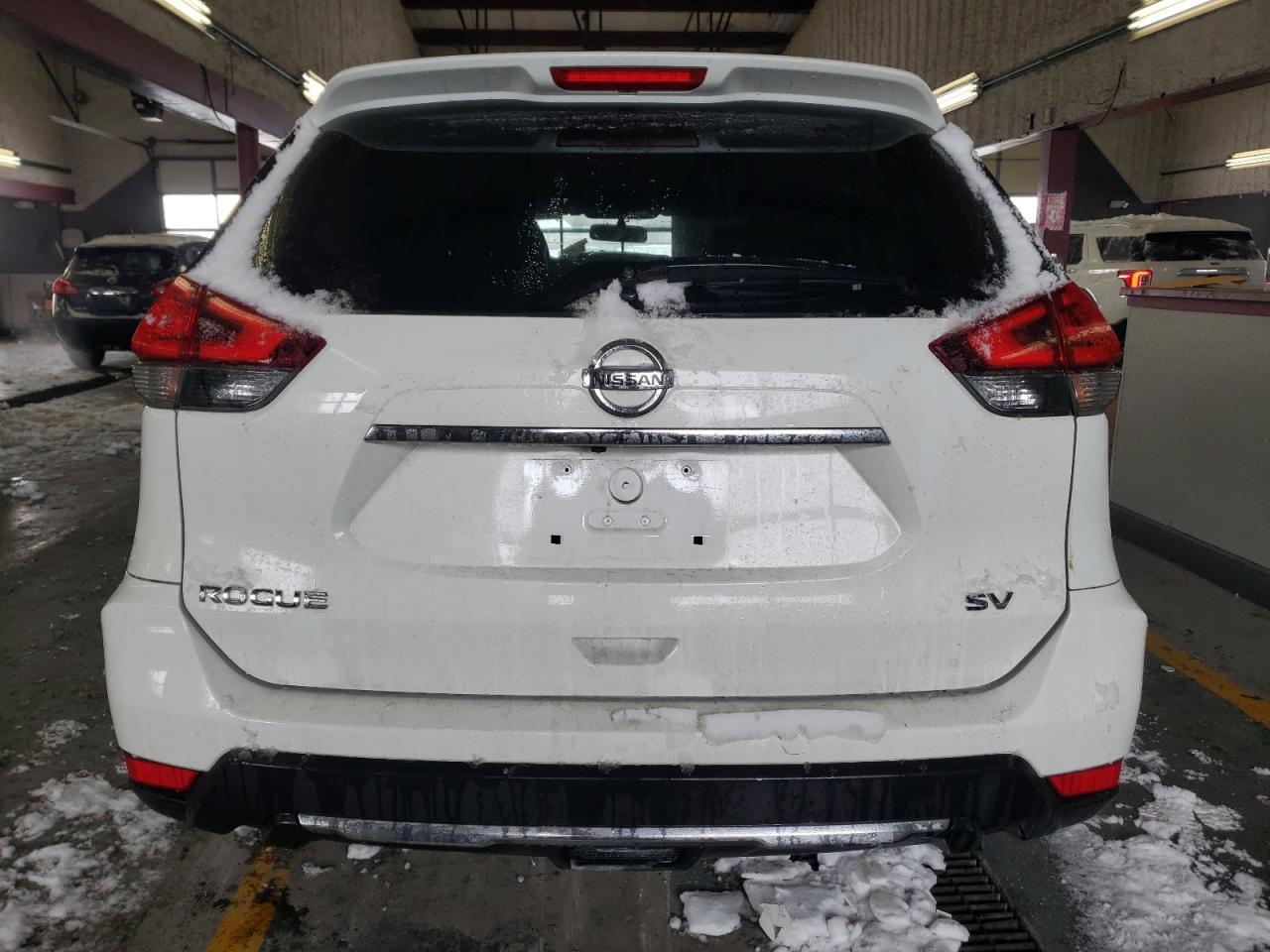 2018 NISSAN ROGUE S - Фото 6