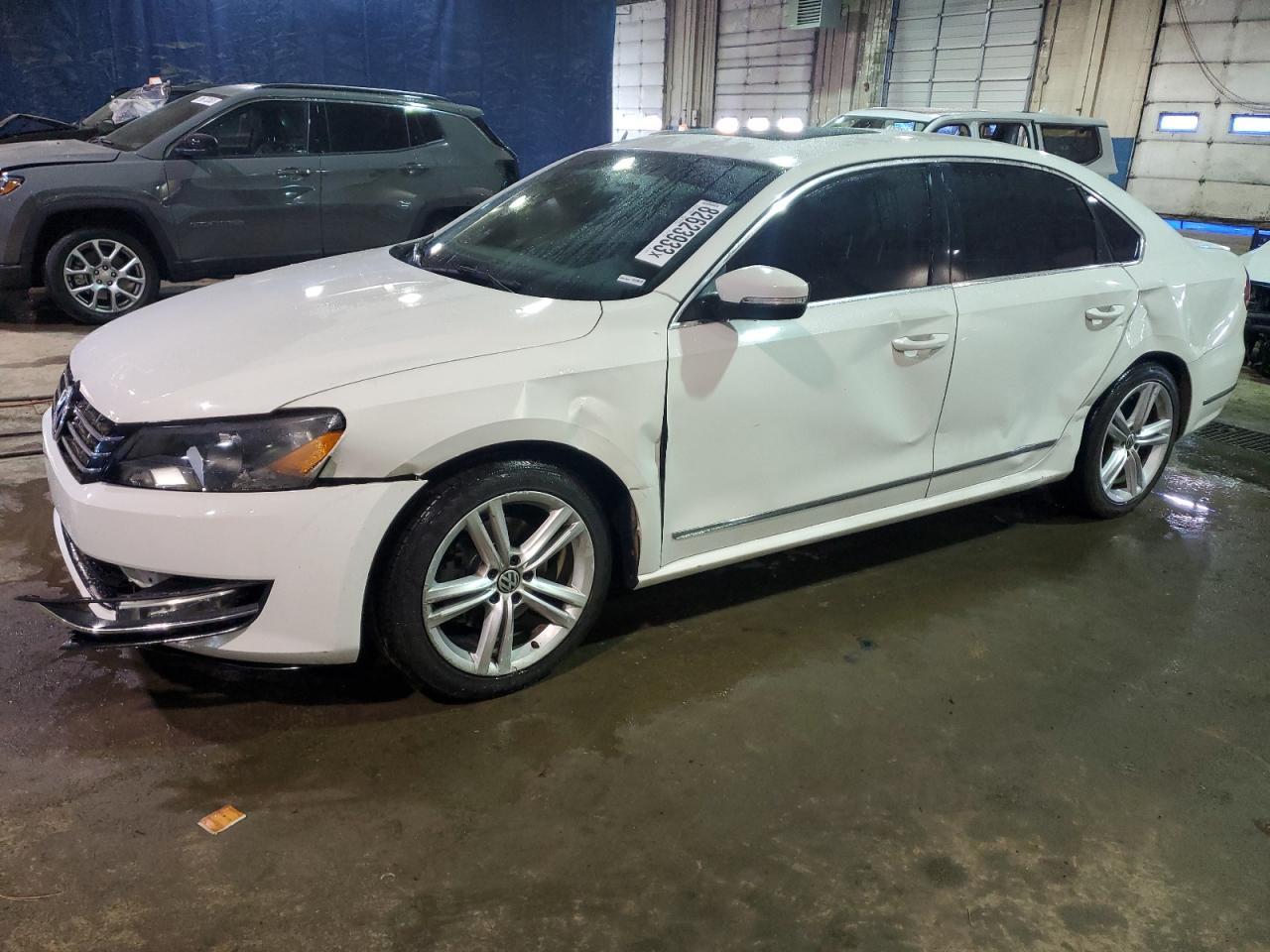 2014 VOLKSWAGEN PASSAT SEL car image