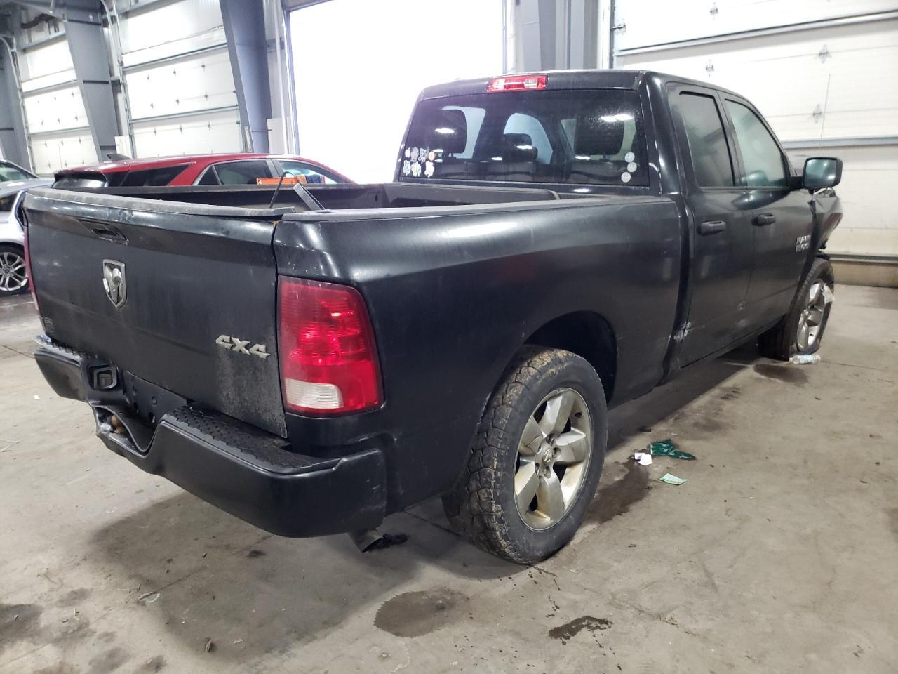 2018 RAM 1500 ST - Image 3