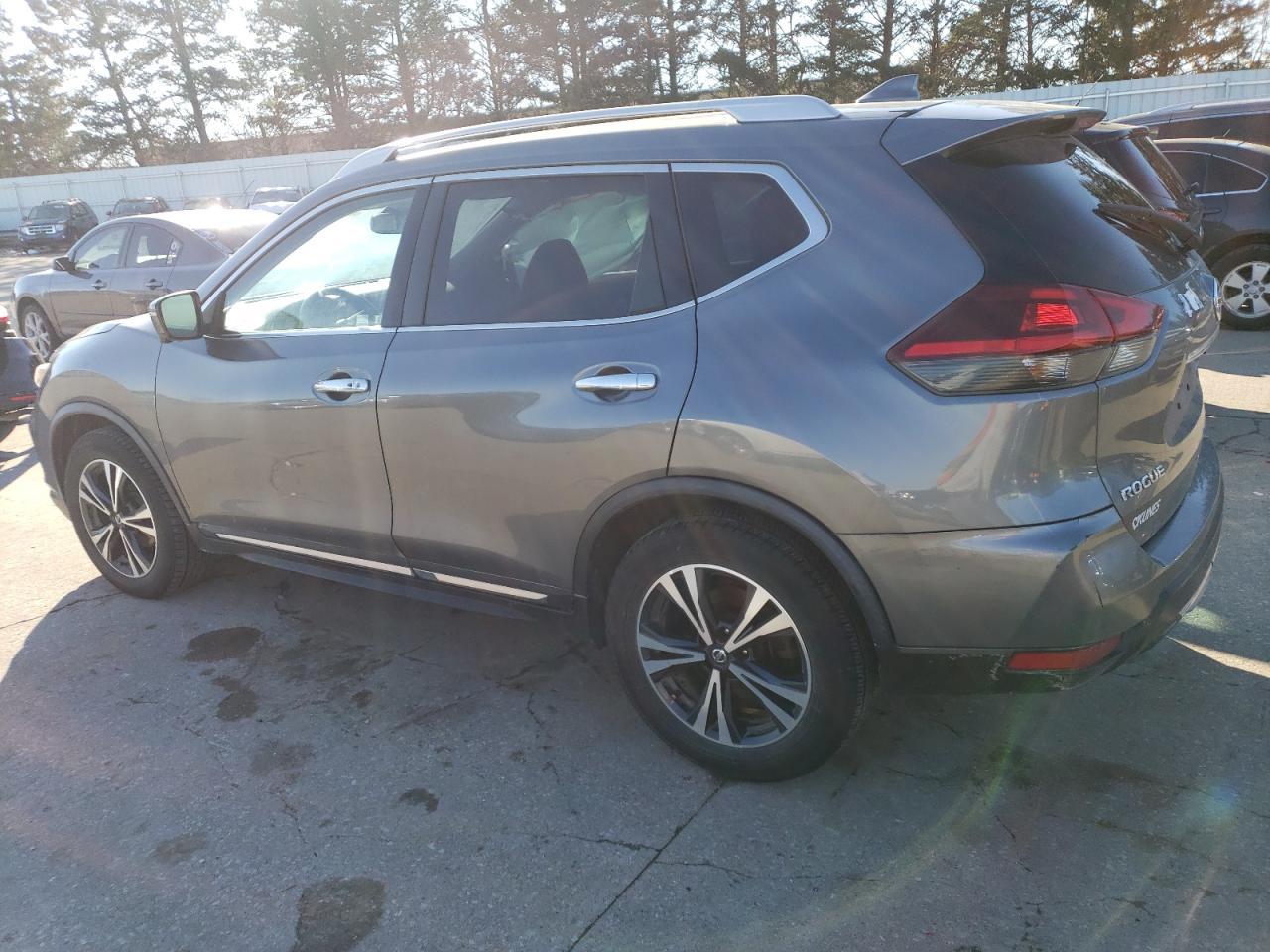 2018 NISSAN ROGUE S - Фото 2