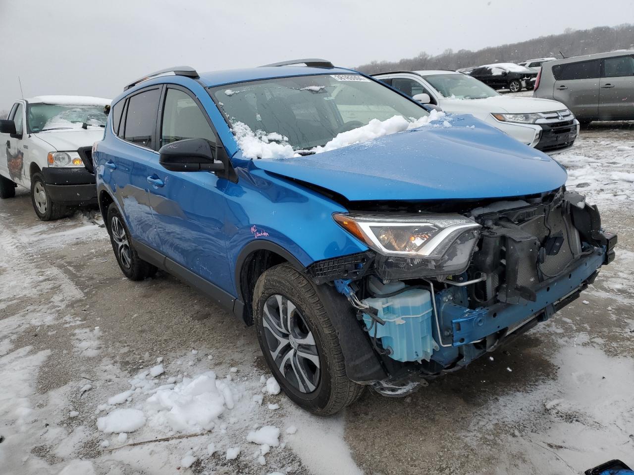 2017 TOYOTA RAV4 LE - Фото 4