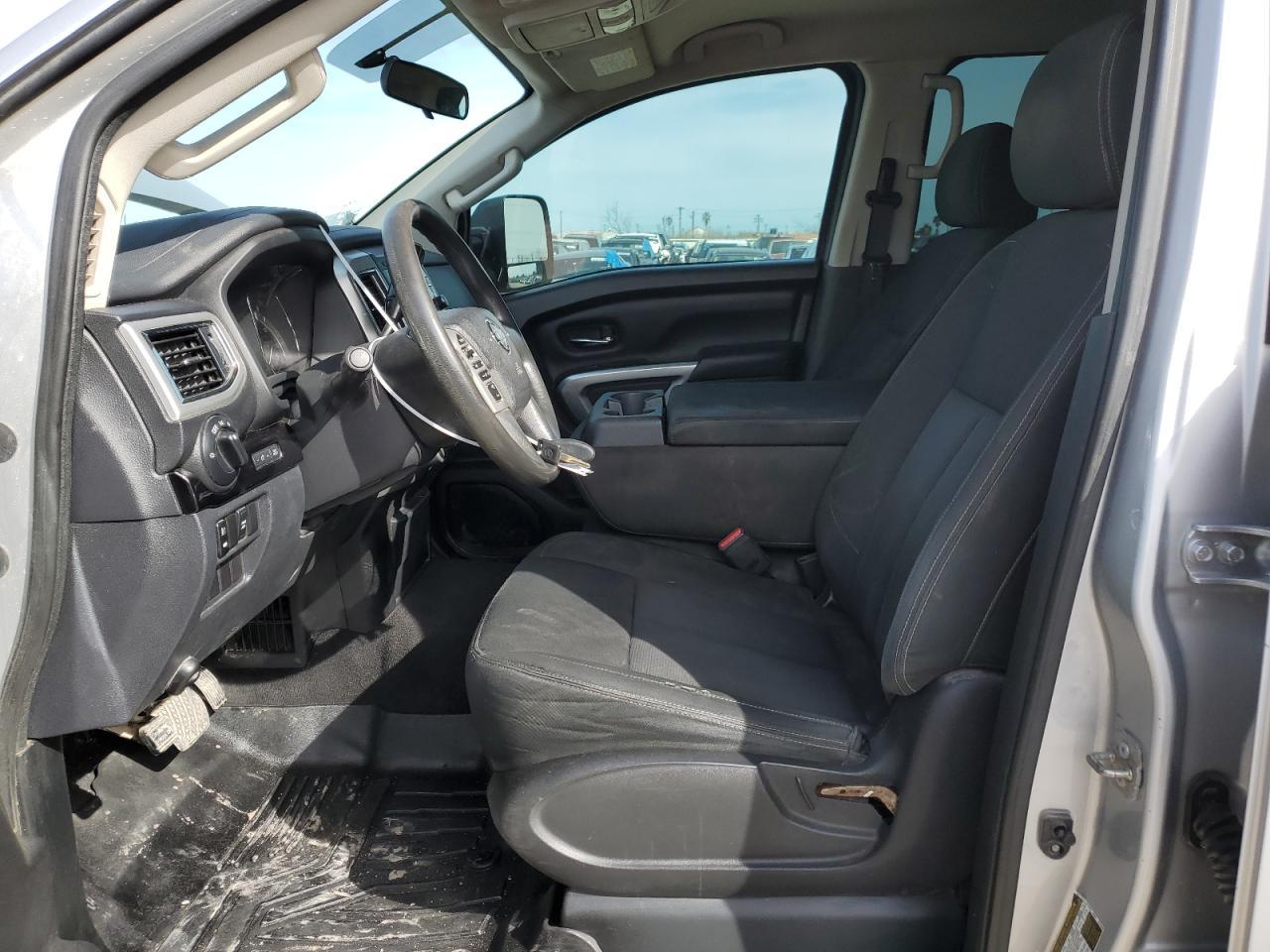2017 NISSAN TITAN XD S - Image 7