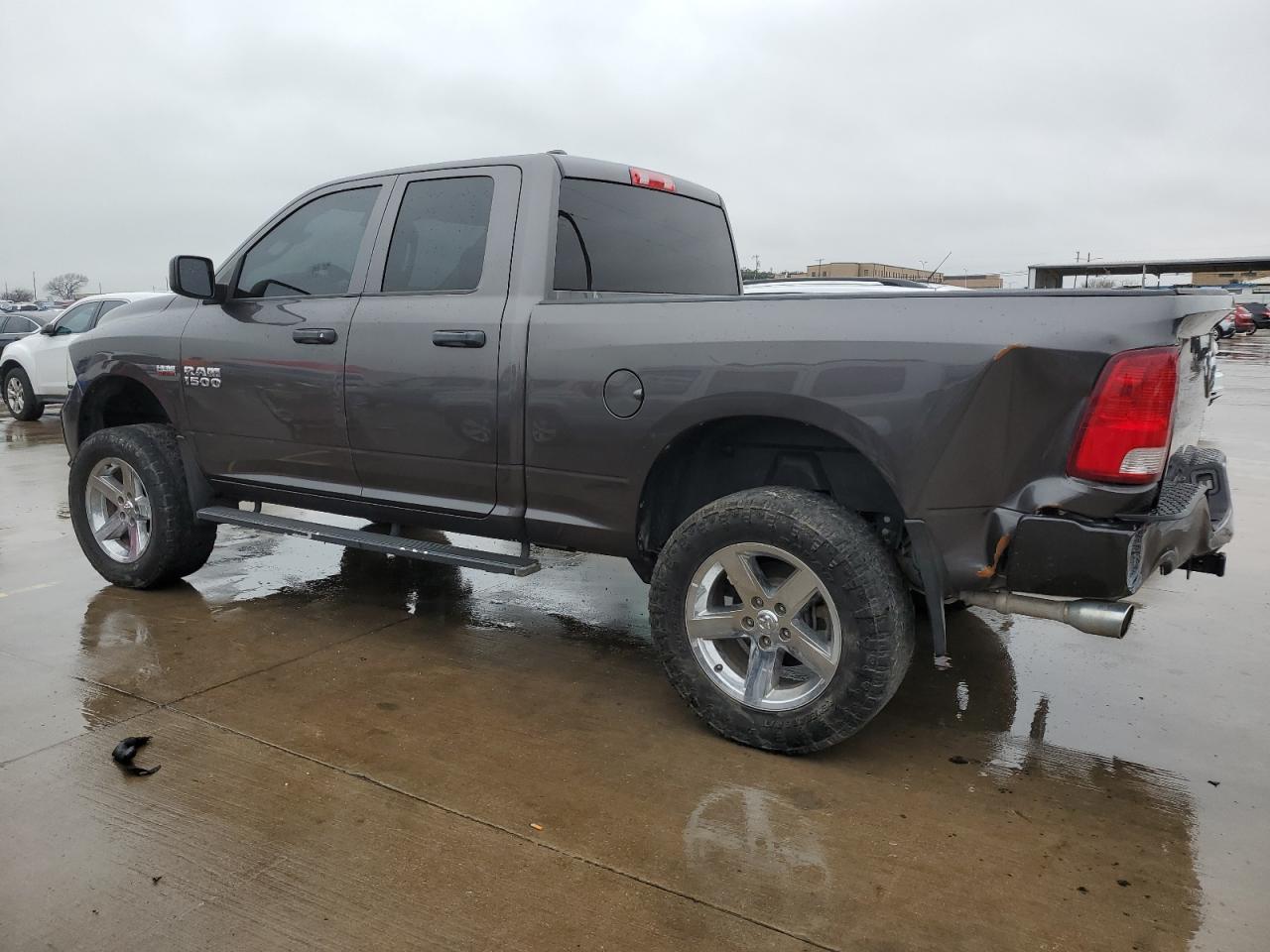 2014 RAM 1500 ST - Image 2