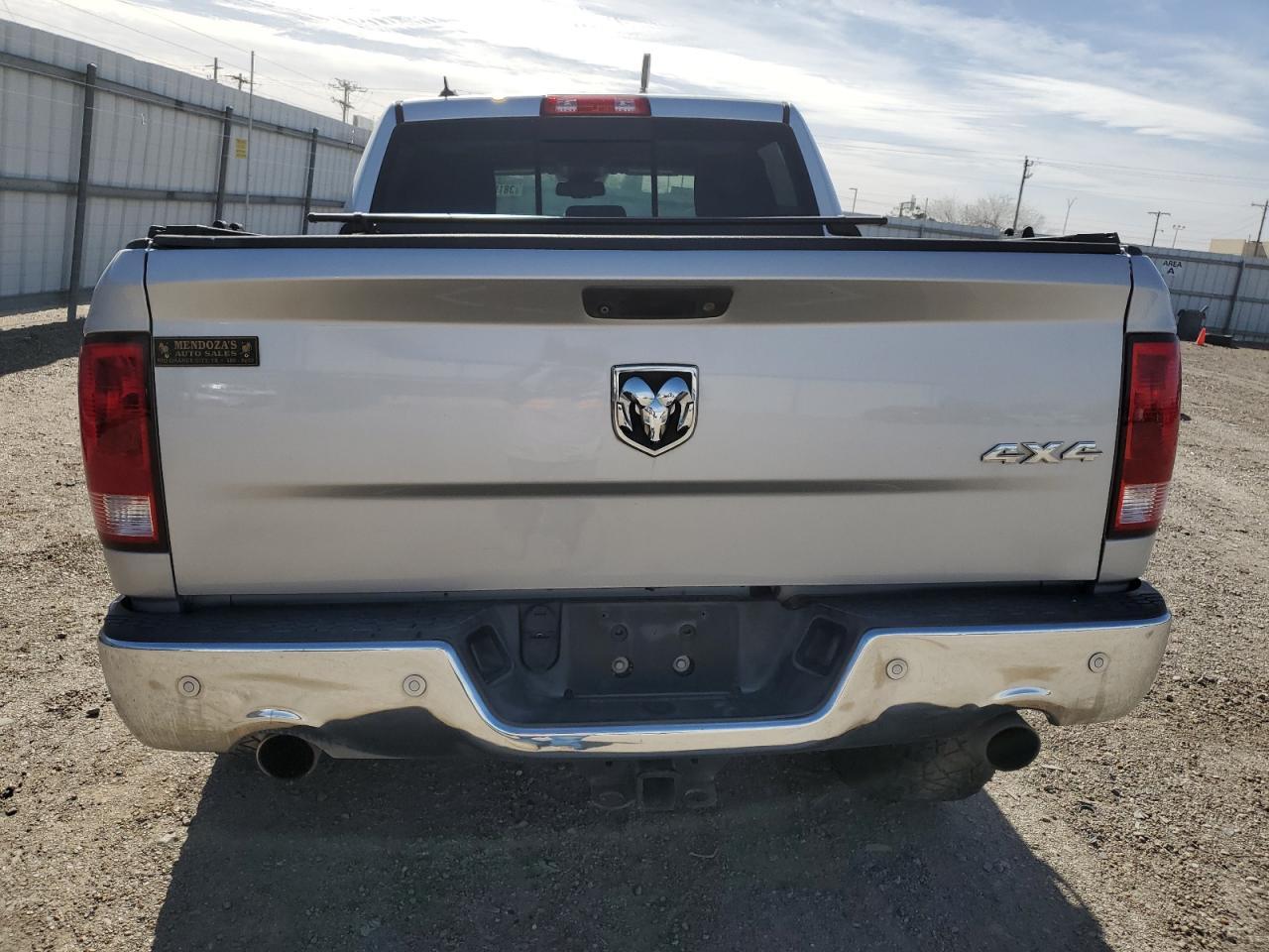 2015 RAM 1500 SLT - Image 6