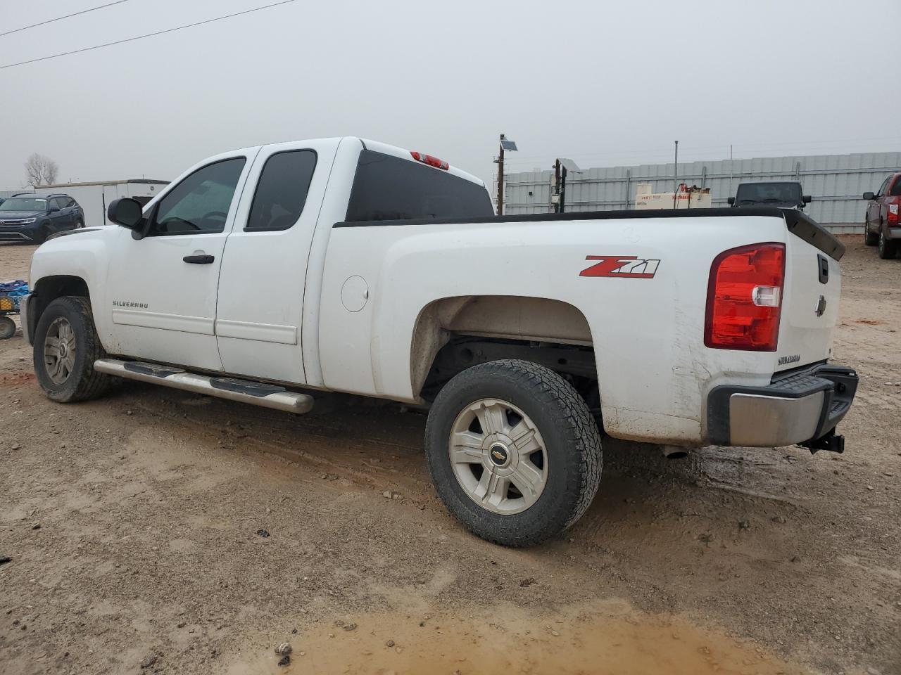 2013 CHEVROLET SILVERADO - Фото 2