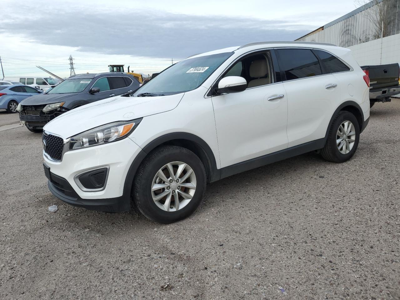 2017 KIA SORENTO LX