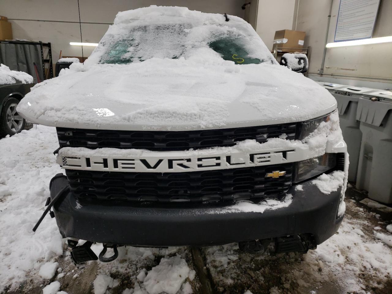 2019 CHEVROLET SILVERADO - Фото 5