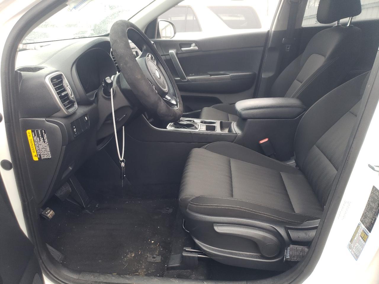 2017 KIA SPORTAGE L - Image 7