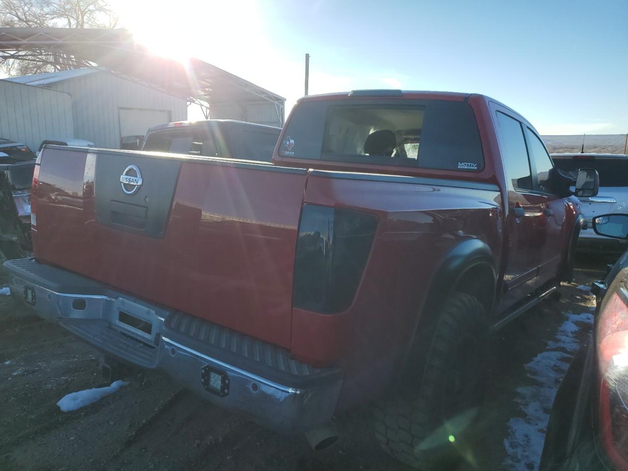 2012 NISSAN TITAN S - Фото 3