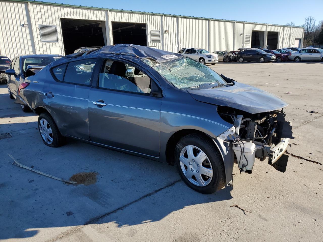2016 NISSAN VERSA S - Фото 4