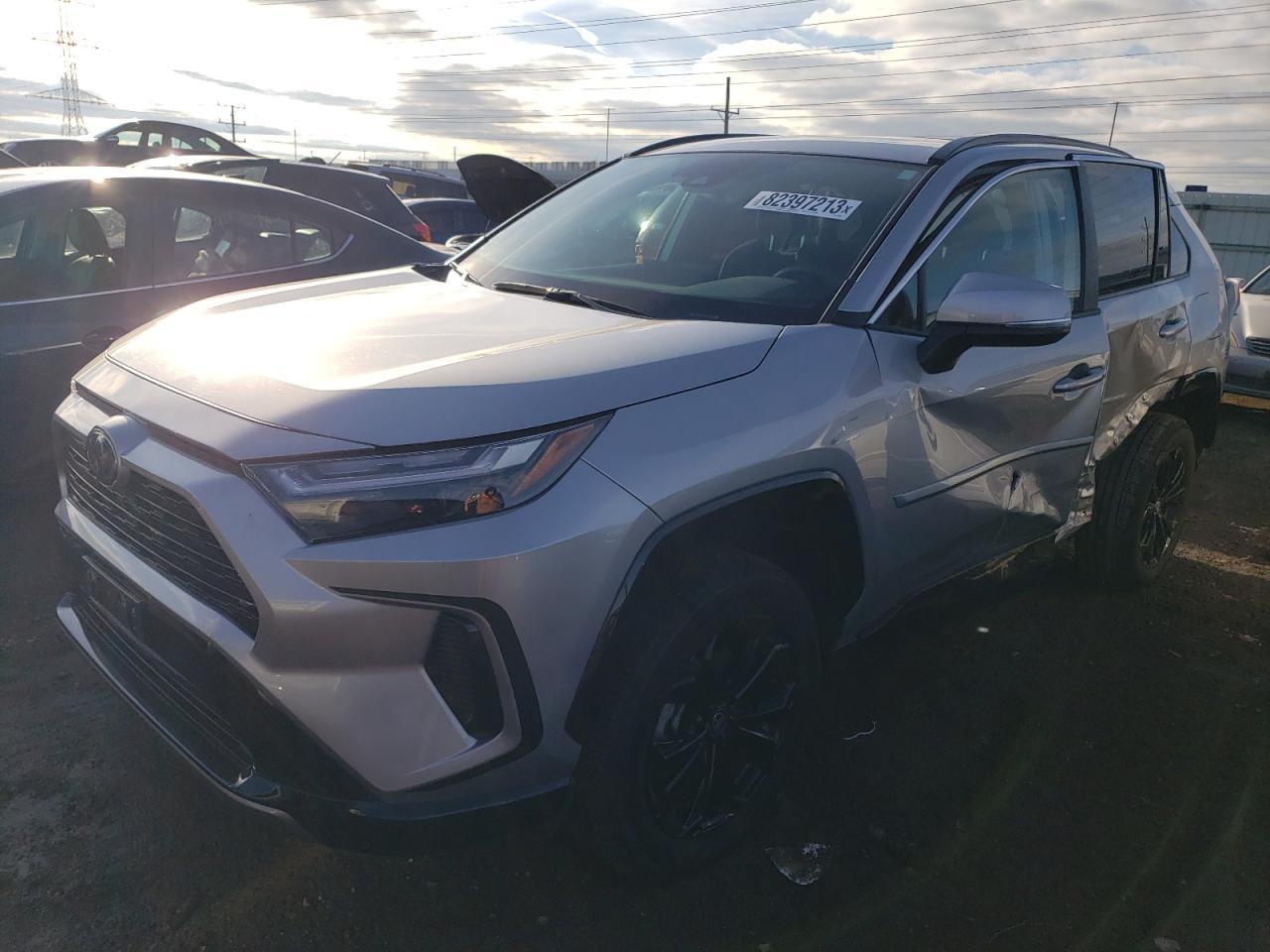 2022 TOYOTA RAV4 SE car image