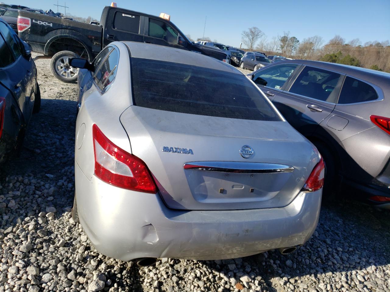 2011 NISSAN MAXIMA S - Image 6