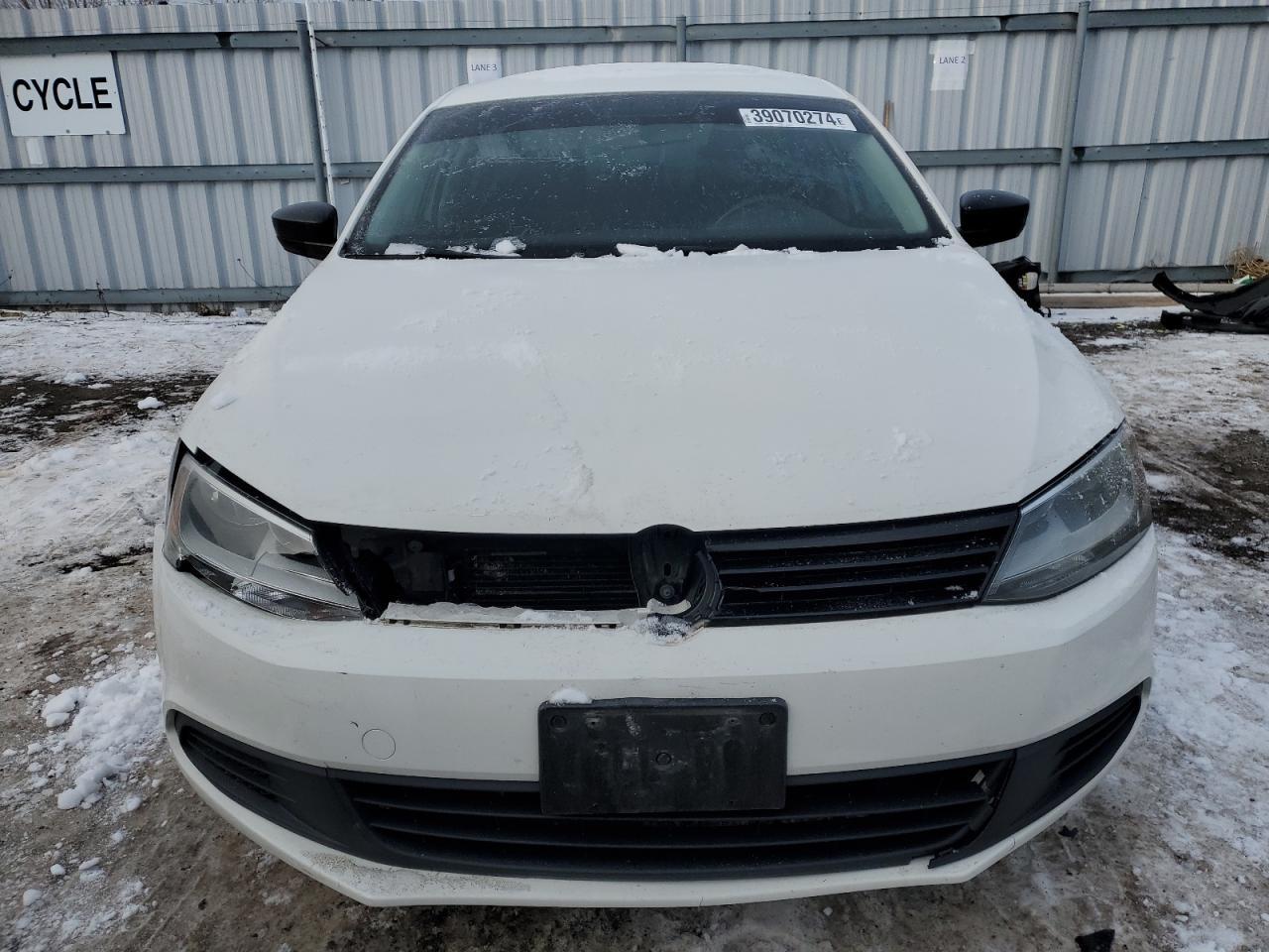 2013 VOLKSWAGEN JETTA BASE - Image 5