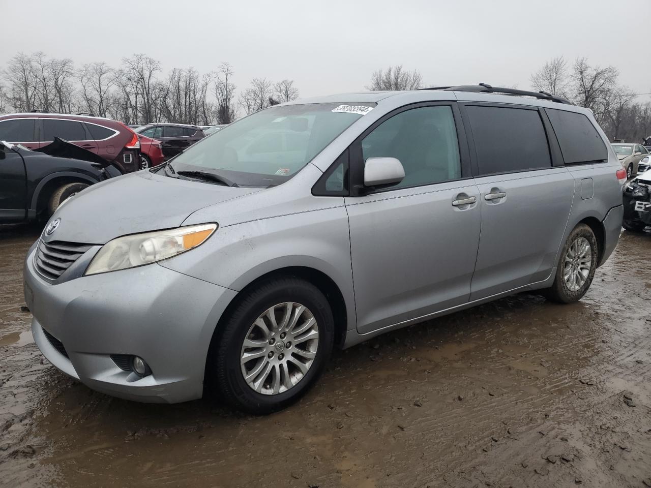 2011 TOYOTA SIENNA XLE car image