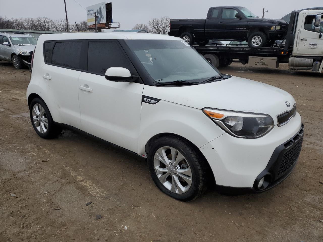 2016 KIA SOUL + - Image 4