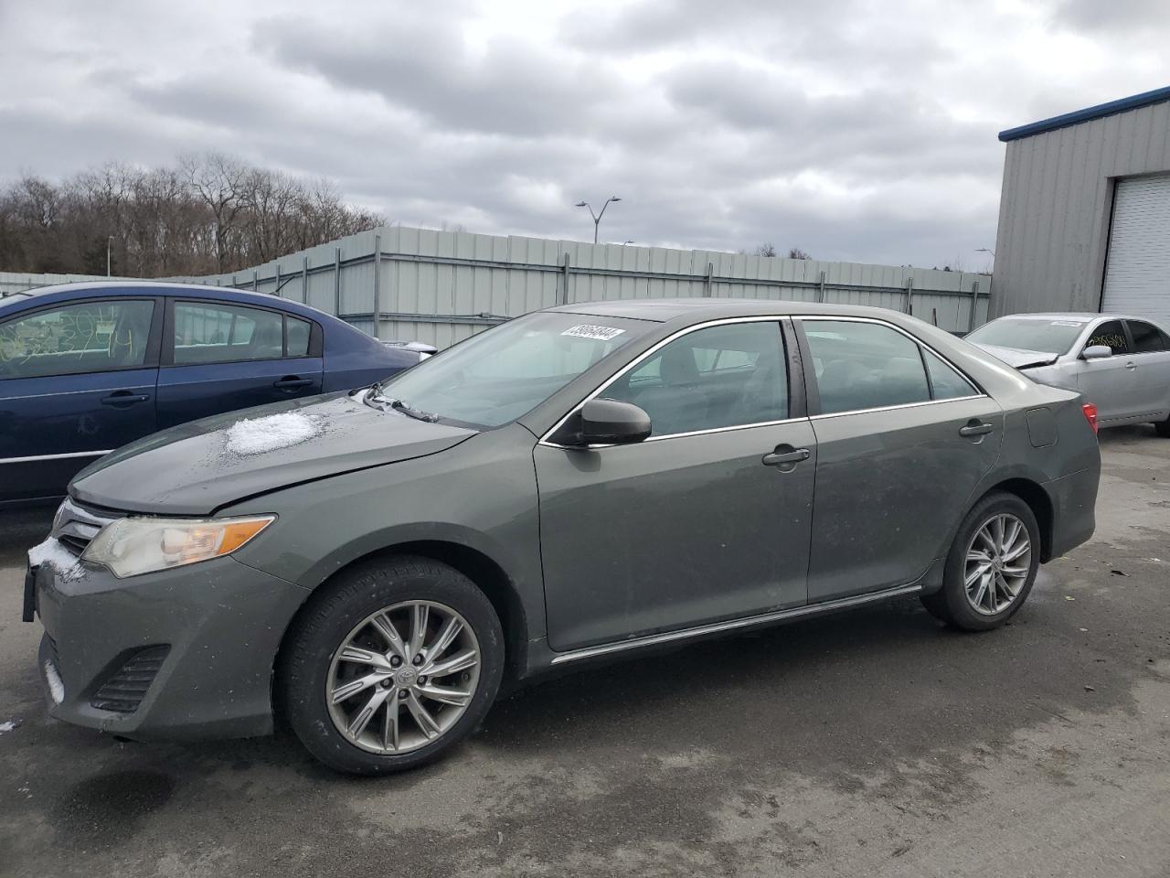 2013 TOYOTA CAMRY L