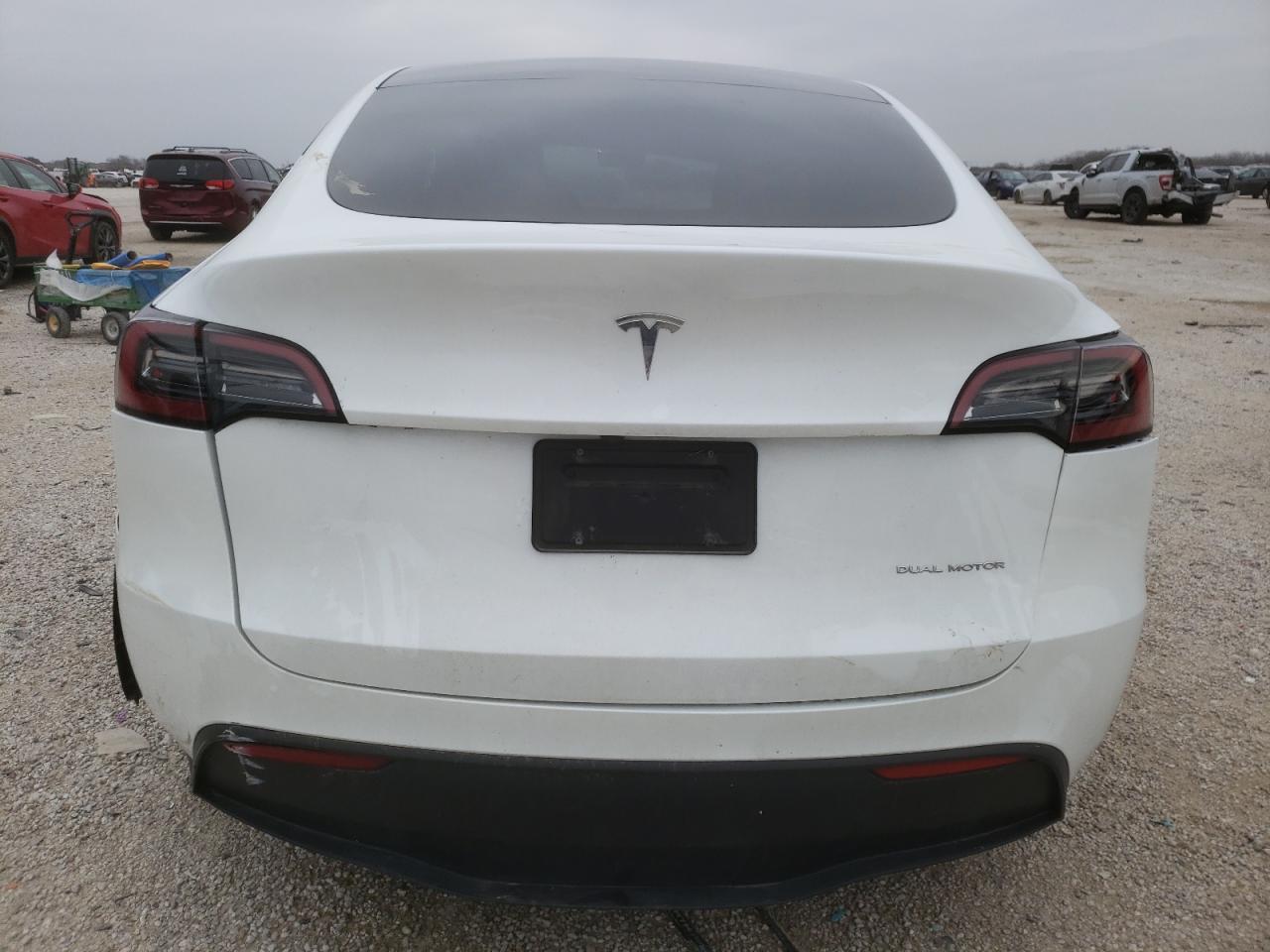 2023 TESLA MODEL Y - Фото 6