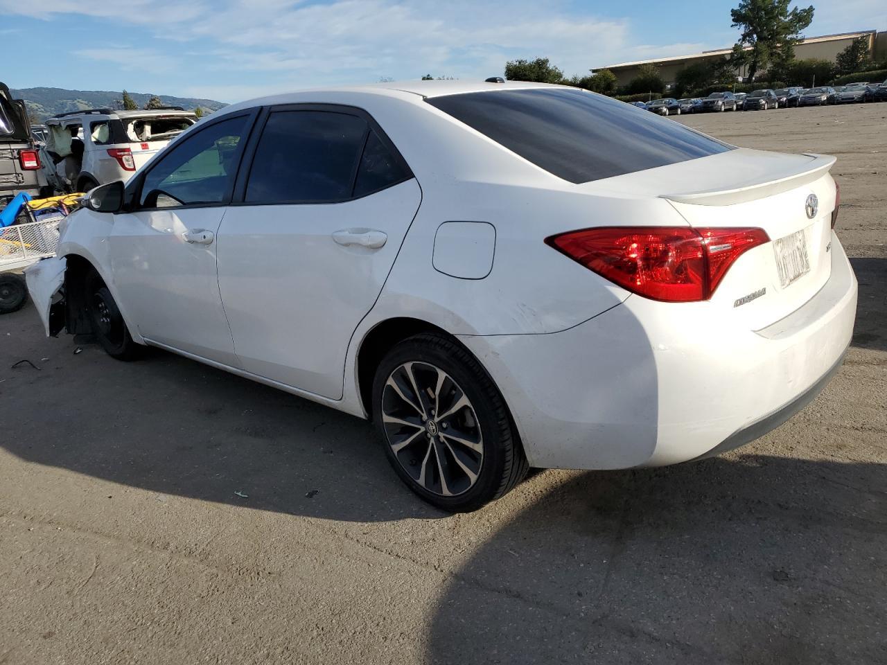2018 TOYOTA COROLLA L - Image 2