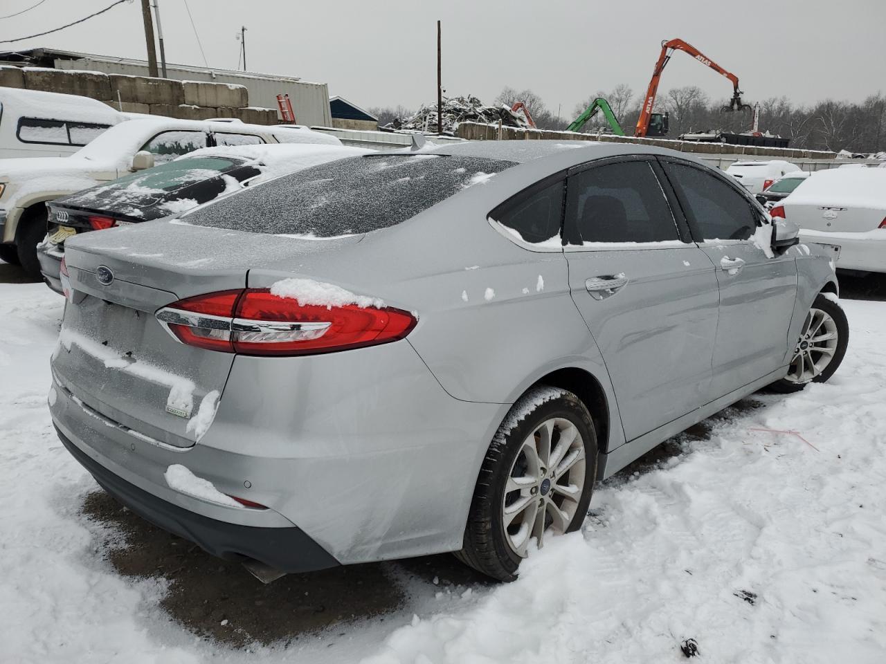 2020 FORD FUSION SE - Image 3