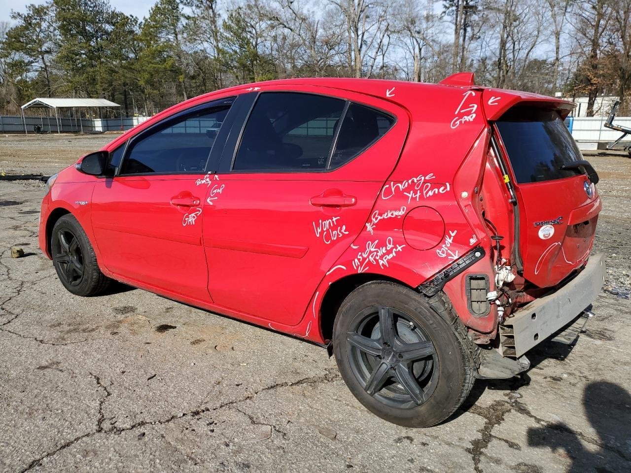 2015 TOYOTA PRIUS C - Фото 2