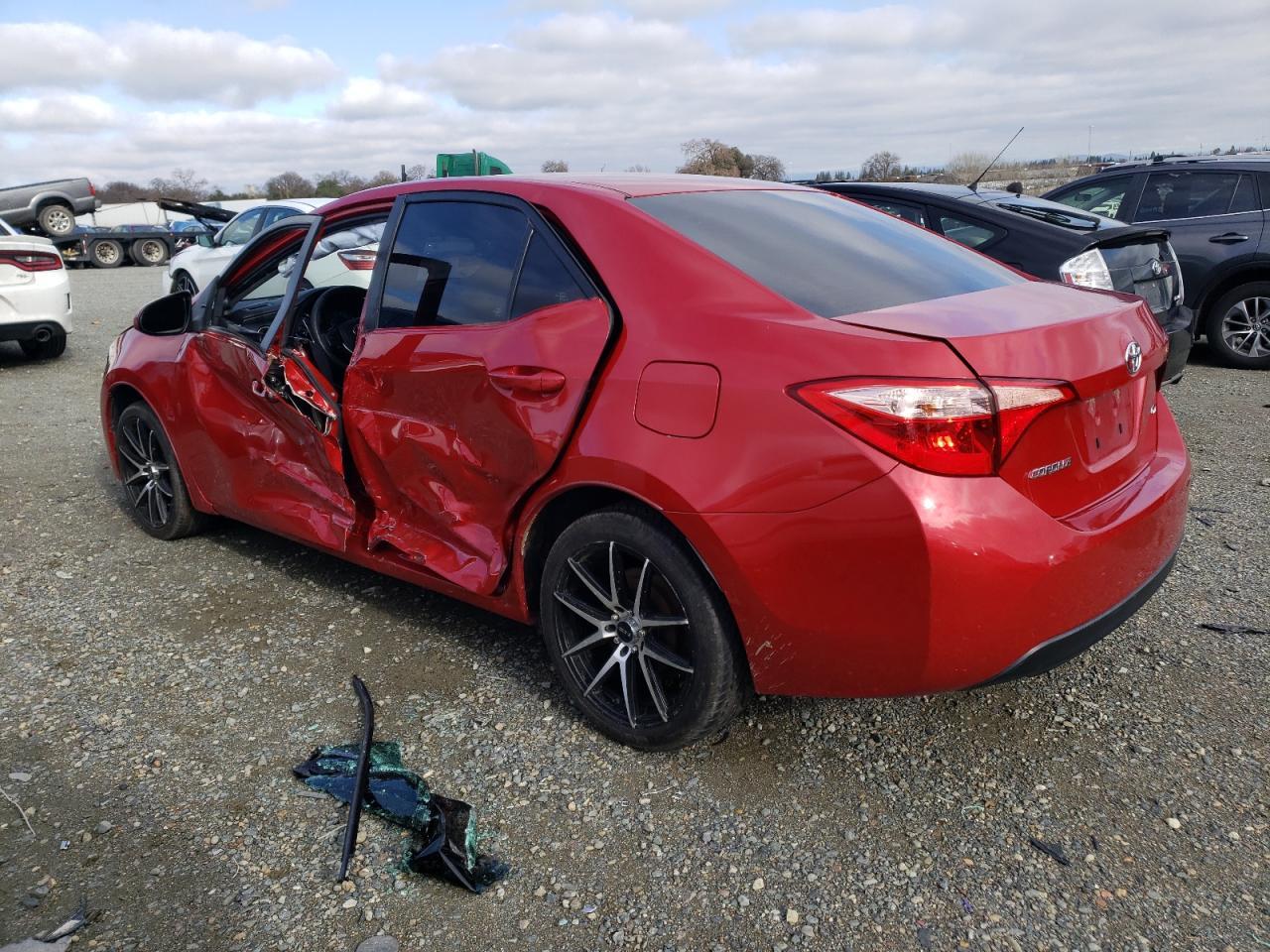 2018 TOYOTA COROLLA L - Image 2